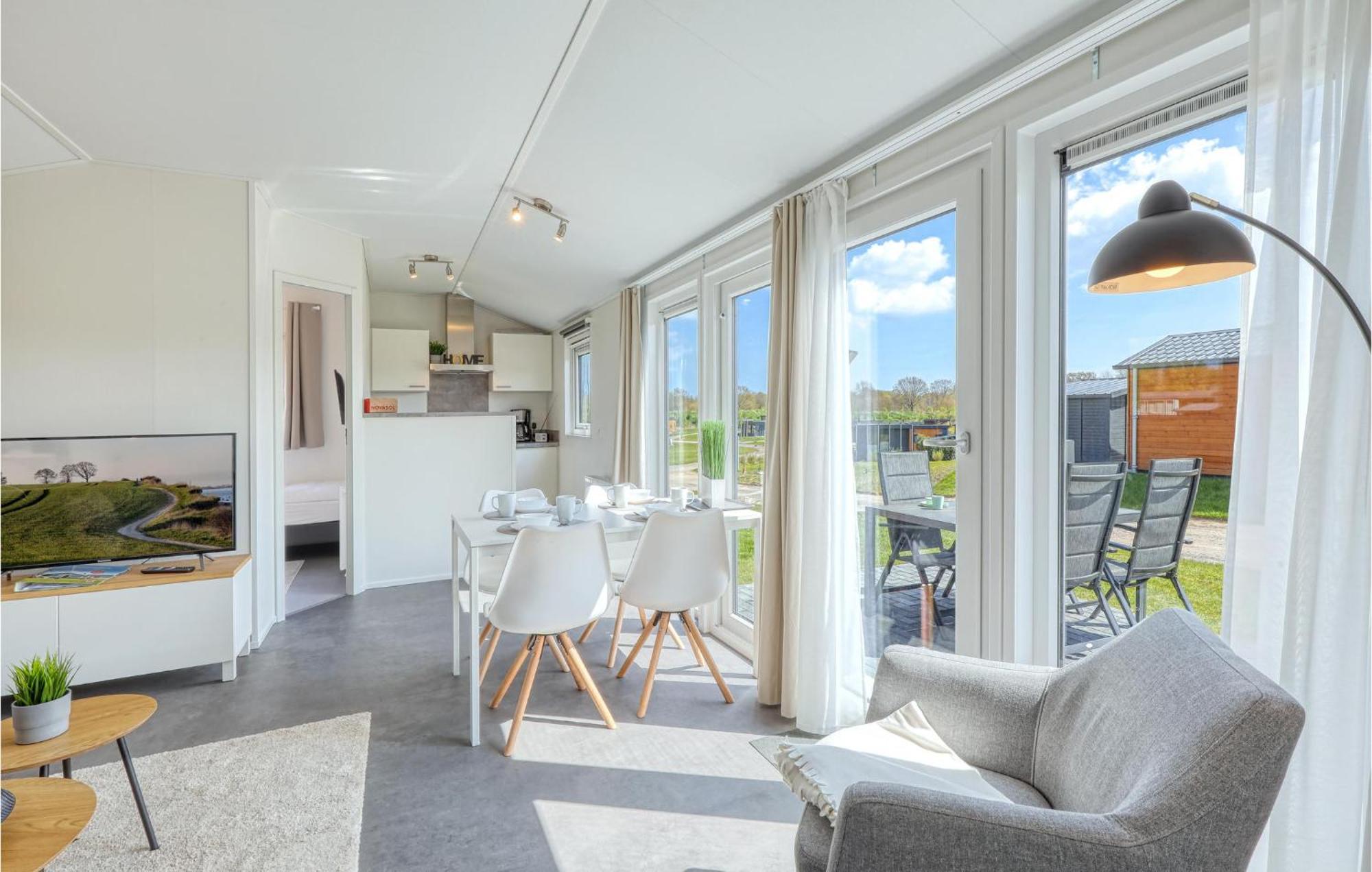 Lovely Home In Suesel With House A Panoramic View Susel Esterno foto